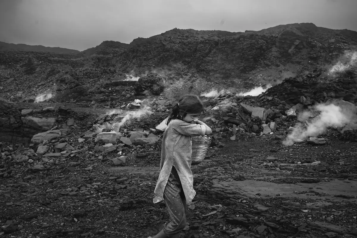 15 - Childhood in the Firefields